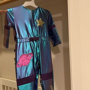 Pottery barn space Halloween costume